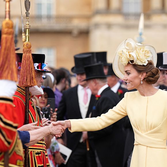Kate Middleton, princesse de Galles, lors de la Royal Garden Party de Buckingham Palace à Londres, le 20 mai 2025. (Aaron Chown/WPA-Pool / Julien Burton via Bestimage).