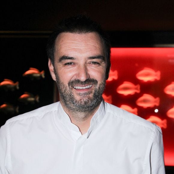 Son ouverture est prévue en novembre

Cyril Lignac lors du lancement du livre "La roue tourne" de S.Campion à la brasserie Chez Francis à Paris le 4 octobre 2026. © Philippe Baldini / Bestimage