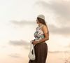 Pour sublimer vos coiffures, veillez à choisir des couleurs complémentaires qui contrastent avec votre chevelure.

Unsplash/shoham-avisrur
