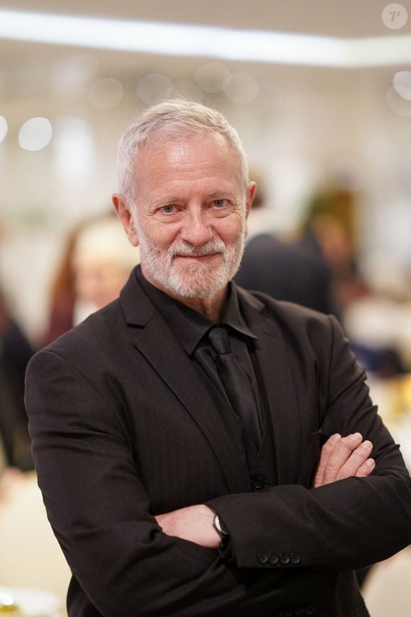 Francis Huster lors de la 13ème édition du festival Les Héros de la Télé de Beausoleil, le 11 octobre 2025.
© Anne-Sophie Guebey / Bestimage