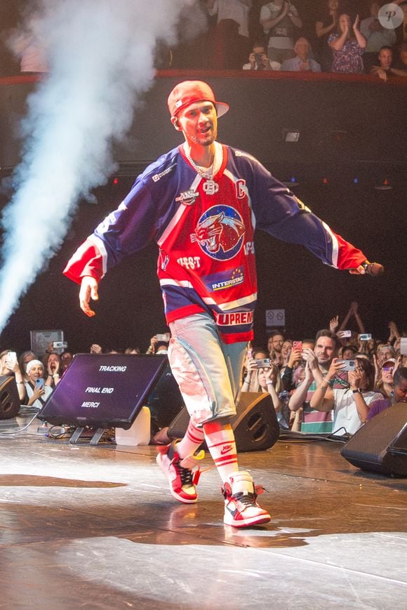 C’est la mère de Coleen qui a attrapé le bébé dans ses bras, sous les yeux médusés de l’équipe médicale.

Concert du chanteur Billy Crawford à l'Olympia à Paris, France, le 29 mai 2025. © Yoann Ouahcene/Bestimage