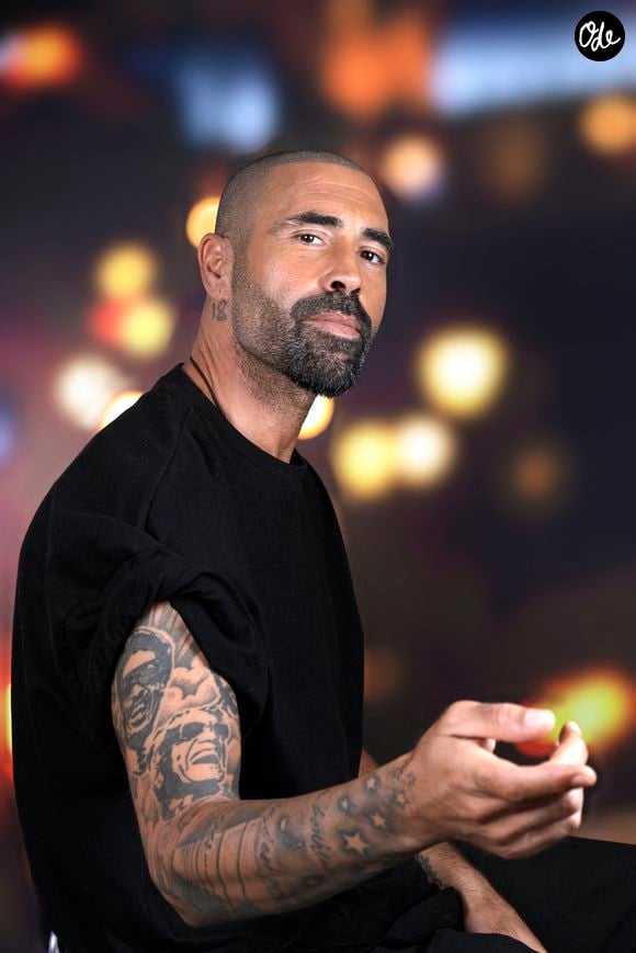 Il a également tenu à rendre hommage à sa compagne, ajoutant : "En attendant, merci beaucoup, la mama va très bien, elle a fait un travail exceptionnel." 

Exclusif - Portrait de Sofiane Tadjine-Lambert (Star Academy 4) à Paris, le 11 octobre 2023.
© Cédric Perrin/Bestimage