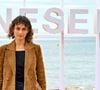 Élevée en partie en Martinique, Raïka a fait ses premiers pas d'actrice en 2019 dans la célèbre série "Les Bracelets rouges".

Raïka Hazanavicius - Photocall de la série "Malditos" lors du 8ème festival CanneSeries à Cannes, le 27 avril 2025, sur la plage du Majestic à Cannes. © Bruno Bebert / Bestimage