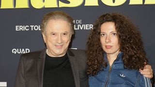 Michel Drucker est un précieux soutien pour sa petite-fille Rebecca, elle a eu une actualité importante récemment  : "Il m’a fait répéter chez lui"