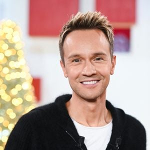 Exclusif - Cyril Féraud - Enregistrement de l'émission "Vivement dimanche" au studio Rive Gauche, présentée par M. Drucker le 19 novembre 2025, avec une diffusion sur France 3 le 28/12/2025. © Guillaume Gaffiot / Bestimage