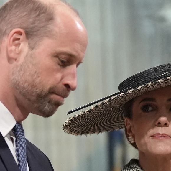 Le prince William et Kate Middleton assistent à la messe d'intronisation de la nouvelle archevêque, Sarah Mullally à la cathédrale de Canterbury.

Photo : Julien Burton / Bestimage