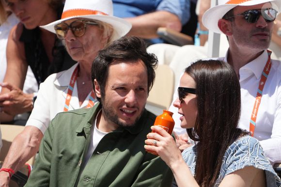 Vianney, Catherine Robert dans les tribunes lors des Internationaux de France 2024 à Roland Garros le 07 juin 2024 à Paris, France. Photo by Nasser Berzane/ABACAPRESS.COM