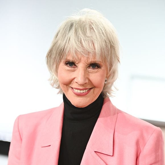 Exclusif - Denise Fabre - Enregistrement de l'émission "Vivement dimanche" au studio Gabriel, présentée par M.Drucker, et diffusée sur France 3 le 15 juin 2025.
© Guillaume Gaffiot / Bestimage