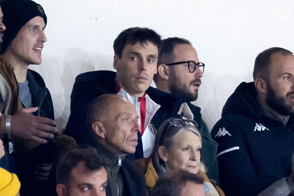 Louis Ducruet, le fils de la princesse Stéphanie de Monaco, et des amis durant la rencontre de football de Ligue 1 Monaco - Paris Saint Germain (PSG) au stade Louis II de Monaco, le 18 décembre 2024.
Les parisiens ont battu les mongasques sur le score de 4 à 2. © Bruno Bebert / Bestimage