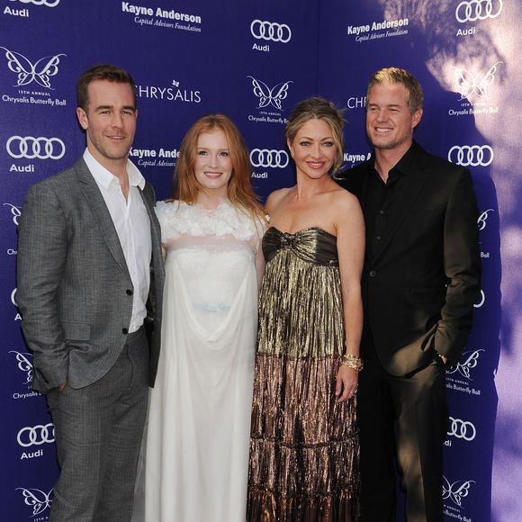 "Nos rires ensemble aux fêtes de Noël vont nous manquer", a-t-elle écrit. 
James Van Der Beek, Kimberly Brook, Rebecca Gayheart-Dane et Eric Dane - Cérémonie Chrysalis Butterfly Ball à Los Angeles le 7 juin 2014. JLPPA / Bestimage