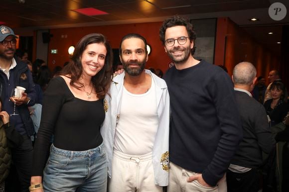 Tout comme Thomas Isles et sa femme Carole Tolila

Exclusif - Ycare, entouré par Thomas Isles et sa femme Carole Tolila en backstage du second concert d'Ycare à l'Olympia, à Paris, France, le 7 mars 2026. © Jack Tribeca/Bestimage