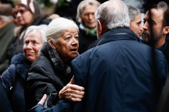 Exclusif - Nicole Pompidou, la veuve du défunt - Obsèques d'Alain Pompidou en l'église Saint-Louis-en-l'Île à Paris, le 18 décembre 2024. © Christophe Clovis / Bestimage