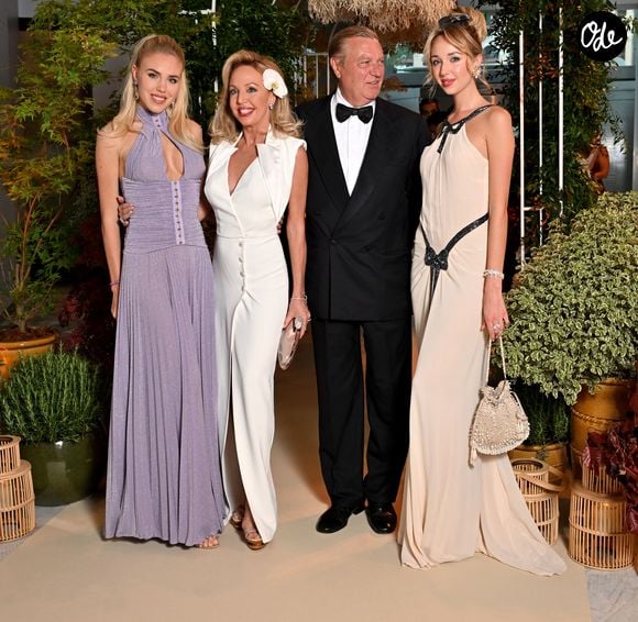 La princesse Maria Carolina de Bourbon des Deux Siciles, la princesse Camilla et le prince Charles de Bourbon des Deux Siciles et la princesse Maria Chiara de Bourbon des Deux Siciles durant le diner de Gala du Grand Prix de Formule 1 de Monaco 2026 en l'honneur du vainqueur Kimi Antonelli, dans la Salle des Etoiles du Sporting de Monaco, le 7 juin 2026.  © Bruno Bebert / Bestimage