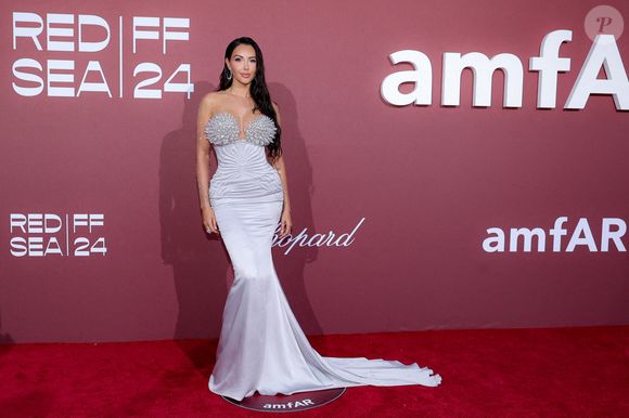 Nabilla Benattia (Vergara) - Photocall du gala de l’amfAR à l’Hôtel du Cap-Eden-Roc, Antibes, lors du 77ème Festival International du Film de Cannes.
© Moreau-Jacovides / Bestimage