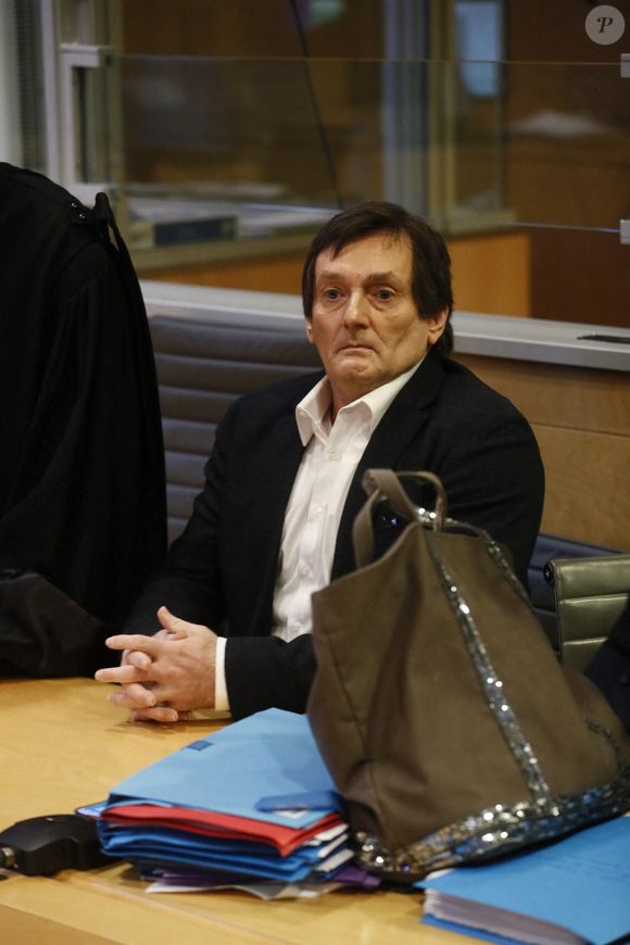 Pierre Palmade au tribunal de Melun avec ses avocats pour son procès pour blessures involontaires à la suite d'un accident de la route en février 2023 dans lequel sa voiture a percuté un autre véhicule à Melun.
Le 20 novembre 2024.
© Christophe Clovis / Bestimage