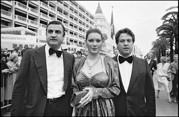 ARCHIVES – Aldo Maccione et Edwige Fenech au Festival de Cannes pour Je suis photogénique, 1980

ANGELI-RINDOFF / BESTIMAGE