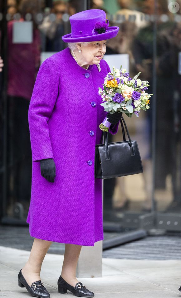 La reine Elizabeth II d'Angleterre a inauguré les nouveaux locaux de l'hôpital "Royal National ENT and Eastman Dental Hospital" à Londres. Le 19 février 2020.
Crédit : AGENCE / BESTIMAGE