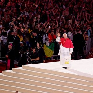 Le pape Léon XIV au Stade de France, à Saint-Denis, en périphérie de Paris, le 25 septembre 2026, pour présider une veillée de prière avec des jeunes de 17 à 35 ans, dans le cadre de sa visite de quatre jours en France.
© Jacovides-Moreau/Bestimage