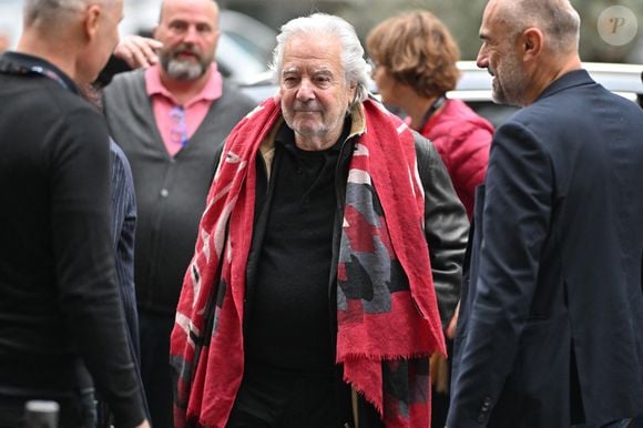 De son côté, Frédéric a préféré suivre les pas de son grand-père paternel, Georges Arditi, en devenant peintre à son tour. Une vie d’artiste qu’il mène sans avoir eu d’enfant, au grand dam de son père.

Pierre Arditi arrivant à la projection du film L Amour A Mort lors du 17ème Festival Lumière à Lyon, France le 14 octobre 2025. Photo by Julien Reynaud/APS-Medias/ABACAPRESS.COM