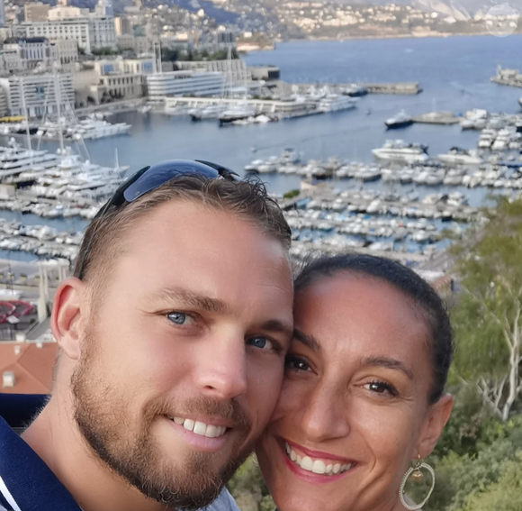 Au moment de quitter l’hôpital, elle a fait un début de malaise vagal avec une tension à 8.6.

Aurélie Vantorre et son mari Mathieu - photo Instagram du 3 juin 2025