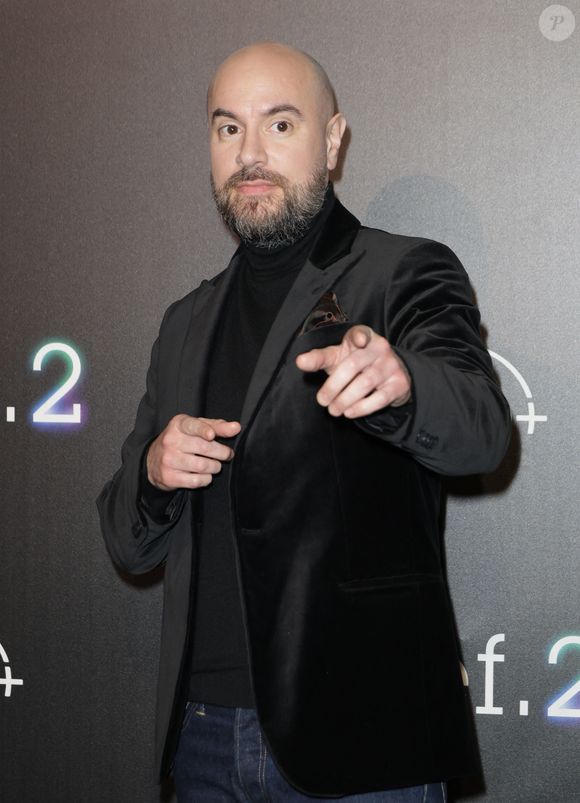 A découvrir sur Disney+ et pas sur Canal+ comme au début

Kyan Khojandi - Avant-première de la série Disney+ "bref.2" au cinéma le Grand Rex à Paris le 10 février 2025. © Coadic Guirec/Bestimage
