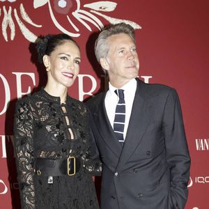 Ce week-end, le prince Emmanuel‑Philibert de Savoie et sa compagne Adriana ont assisté à une soirée au palazzo de la famille Ruspoli à Rome.

Le prince Emmanuel-Philibert de Savoie et sa compagne Adriana Abascal lors d'un photocall à Séville.
Cordon / Bestimage