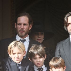 Andrea Casiraghi, Tatiana Santo Domingo, Charlotte Casiraghi, India Casiraghi, Stefano Casiraghi, Raphaël Elmaleh, Francesco Casiraghi assistent au défilé sur le balcon du palais lors de la célébration de la Fête Nationale le 19 novembre 2022 à Monaco Ville, Principauté de Monaco. Photo Marco Piovanotto/IPA/ABACAPRESS.COM