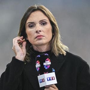 "On lui a tendu quelques pièges" a affirmé au "Parisien" Romain Hussenot, rédacteur en chef du journal de 13H sur TF1.

Isabelle Ithurburu, journaliste sur le plateau de TF1 lors du match de rugby de la Série des Nations d'automne XV France - Nouvelle-Zélande All Blacks au Stade de France à Saint-Denis près de Paris, France. Photo de Victor Joly/ABACAPRESS.COM