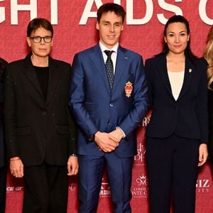 La princesse Stéphanie de Monaco, Louis Ducruet et sa femme Marie durant la soirée de gala du "Fight Aids Cup 2026" à l'hôtel Fairmont Monte-Carlo à Monaco, le 24 janvier 2026.

© Bruno Bebert / Bestimage