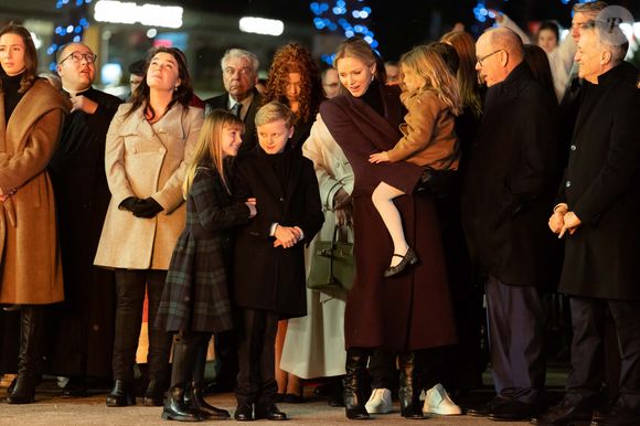 Jacques avait un comportement très protecteur envers sa soeur
Mélanie-Antoinette de Massy, Le prince Albert II de Monaco, La princesse Charlène de Monaco, La princesse Gabriella de Monaco, comtesse de Carladès, Le prince Jacques de Monaco, marquis des Baux - La famille princière de Monaco lors de l'embrasement de la barque dans le cadre des célébrations de la Sainte-Dévote, Sainte Patronne de Monaco le 26 janvier 2024.

© Olivier Huitel / Pool Monaco / Bestimage