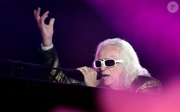 Michel Polnareff à l'enregistrement de l'émission "Le gala des Pièces Jaunes, le concert événement" au Zenith de Paris, diffusée le 28 janvier sur France 2. Le 25 janvier 2023. © Dominique Jacovides / Bestimage