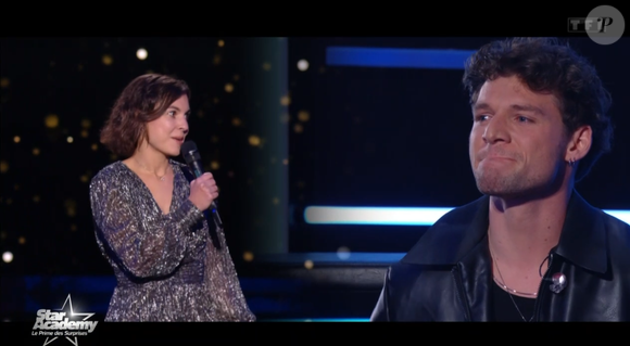 Venue le soutenir, Valentine lui a fait une déclaration très émouvante pour encourager le public à le garder.

Théo P. soutenu par sa petite amie dans la Star Academy