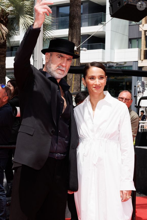 Eric Cantona et sa femme Rachida Brakni - Montée des marches du film " Soudain " lors du 79ème Festival International du Film de Cannes, le 15 mai 2026. © Jacovides-Moreau / Bestimage