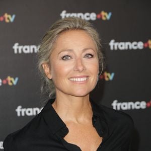 Anne-Sophie Lapix au photocall de la conférence de presse de rentrée de France Télévisions à Paris, France, le 4 septembre 2024. © Coadic Guirec/Bestimage