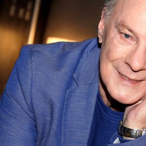 Herbert Leonard posant lors d'une séance de portrait à Paris, France, septembre 2019. Photo par VIM/ABACAPRESS.COM