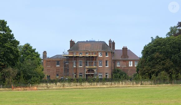 Exclusif - Le prince William et sa famille déménageraient dans un manoir forestier à Windsor