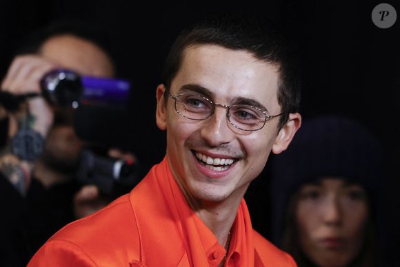 Chaque été, le comédien ne manque pas de prendre du repos dans la maison familiale à Chambon-sur-Lignon, en Haute-Loire, commune dans laquelle nos confrères du "Parisien" se sont rendus.

Timothee Chalamet arrive sur le tapis rouge de la première new-yorkaise de "Marty Supreme" organisée par A24, le mardi 16 décembre 2025 à New York. Photo par John Angelillo/UPI/ABACAPRESS.COM