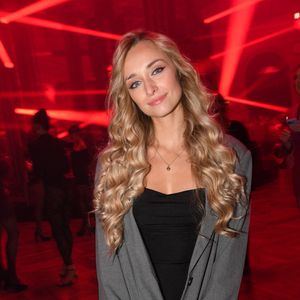 Emma Smet - People à la soirée Calzedonia "Calzedomania" au Palais Brongniart à Paris pendant la fashion week femme printemps/été 2023 le 26 septembre 2022.

© Rachid Bellak / Bestimage