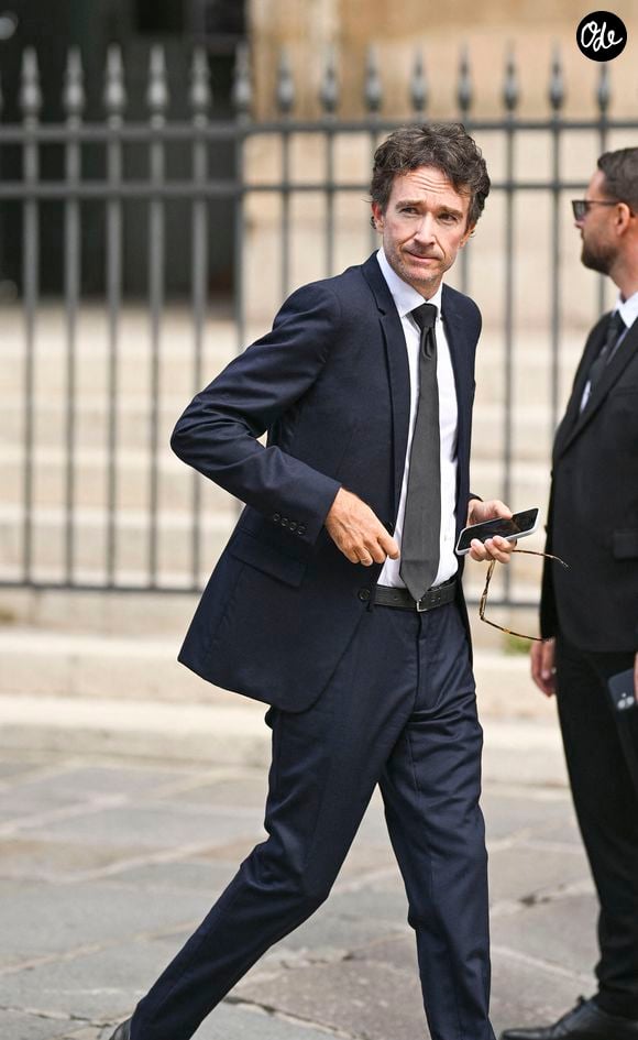 Antoine Arnault - Obsèques de Silvita Gallienne (née Baronne Silvita de Posch Pastor) dans l'église Saint-Philippe du Roule à Paris le 9 juin 2026.
Agence / Bestimage