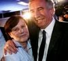 François Bayrou est mariée depuis très longtemps à Elisabeth
Archive - François Bayrou, président du Modem, fête en compagnie de sa femme Elisabeth sa victoire à l'élection municipale de Pau, France. © Patrick Bernard/Bestimage