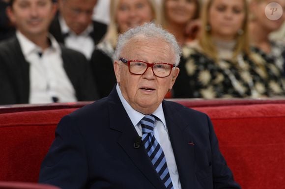 Philippe Bouvard - Enregistrement de l'émission "Vivement dimanche" à Paris le 29 octobre 2014. L'émission sera diffusée le 2 novembre.  COADIC GUIREC / BESTIMAGE