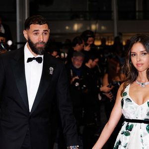 Karim Benzema et sa compagne Lyna Khoudri lors de la montée des marches du film "13 jours 13 nuits" lors du 78ème Festival International du Film de Cannes. Le 23 mai 2025 © Jacovides-Moreau / Bestimage