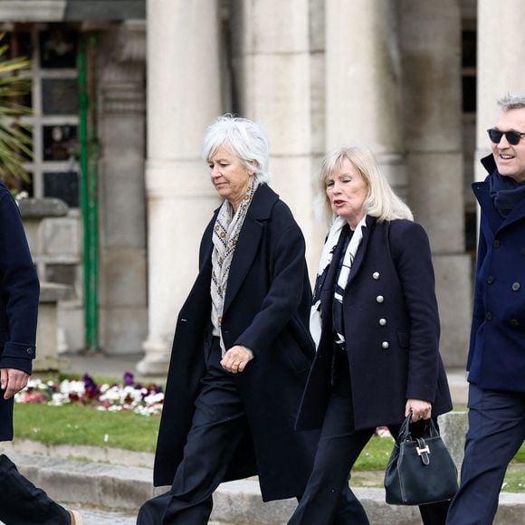 Steevy Boulay, Annie Lemoine, Elisa Servier, Laurent Ruquier - Obsèques d'Isabelle Mergault à la Coupole du Père-Lachaise à Paris le 30 mars 2026. © Cyril Moreau - Dominique Jacovides / Bestimage