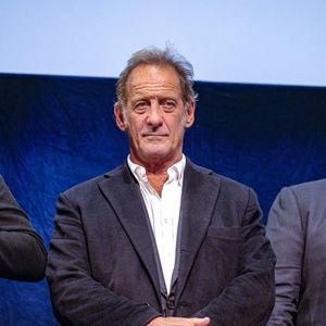 Vincent Lindon lors de la cérémonie d'ouverture de la 15ème édition du festival Lumière à la Halle Tony Garnier de Lyon le 12 octobre 2024.
© Sandrine Thesillat / Panoramic / Bestimage