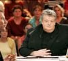 Entre ses chroniques et ses droits d'auteur, Guy Carlier touchait "40 000 euros par mois".
Marc-Olivier Fogiel et Guy Carlier sur le plateau d'On ne peut pas plaire à tout le monde en 2005 © Jean-Louis Macault Bestimage