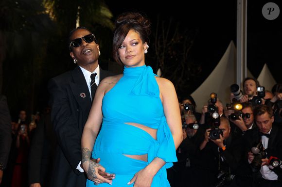 ASAP Rocky et sa femme Rihanna (enceinte) - Descente des marches du film « Highest 2 Lowest » lors du 78ème Festival International du Film de Cannes, au Palais des Festivals à Cannes. Le 19 mai 2025
© Jacovides-Moreau / Bestimage