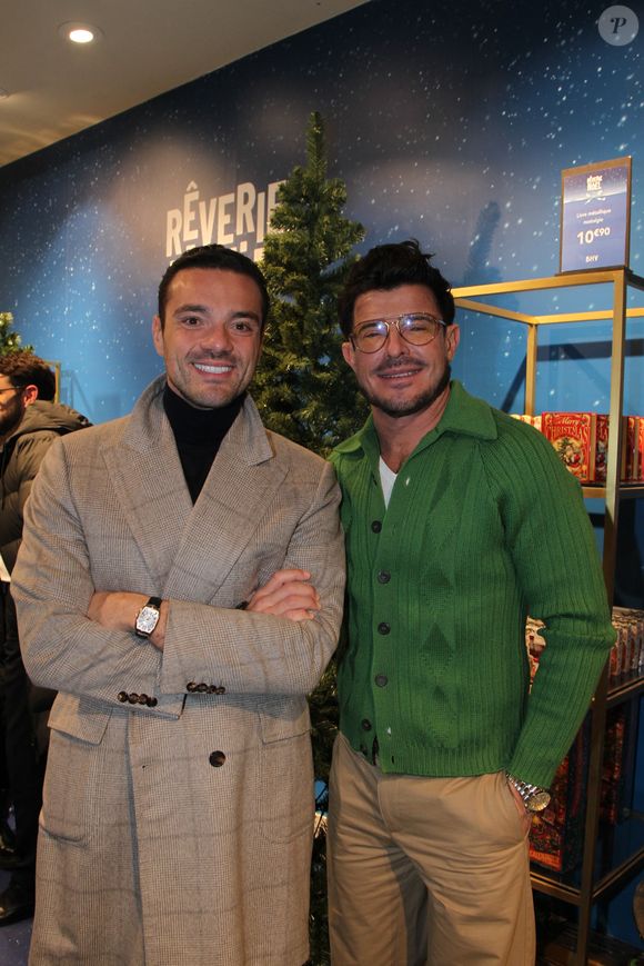 Frédéric Merlin, directeur du BHV et Vincent Niclo lors du lancement des rêveries de Noël au BHV / Marais à Paris le 18 novembre 2025.
© Philippe Baldini / Bestimage