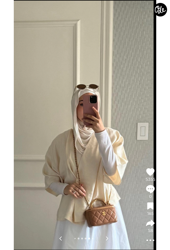 Le concept de Rima est clair, il s'agit de créer un vestiaire qui laisse à l'enfant "l'espace de bouger, la liberté d'être et le temps de grandir". 

Photos de Rima Edbouche, la femme d'Ousmane Dembélé sur TikTok.