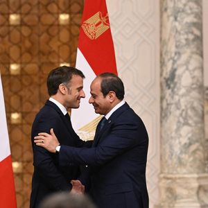 Le président égyptien Abdel Fattah al-Sisi et le président français Emmanuel Macron lors d'une conférence de presse au palais présidentiel du Caire, le 7 avril 2025. Jeanne Accorsini/Pool/Bestimage