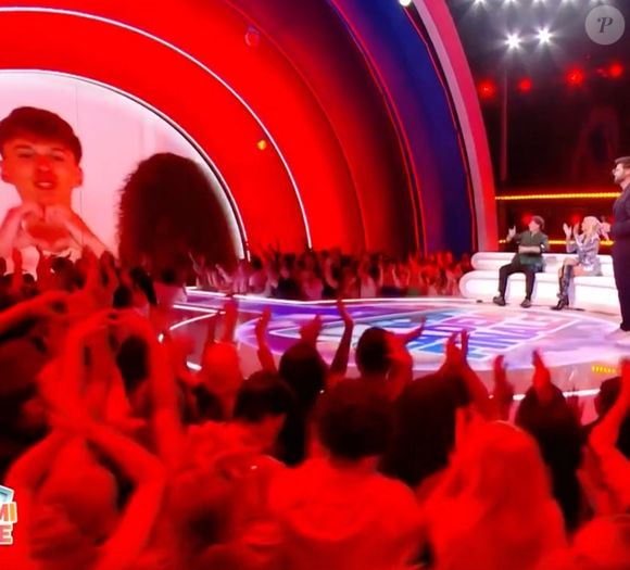 Ethan et Anita lors de la demi-finale de "Secret Story" ce jeudi 31 juillet 2025 (Capture d'écran TFX)